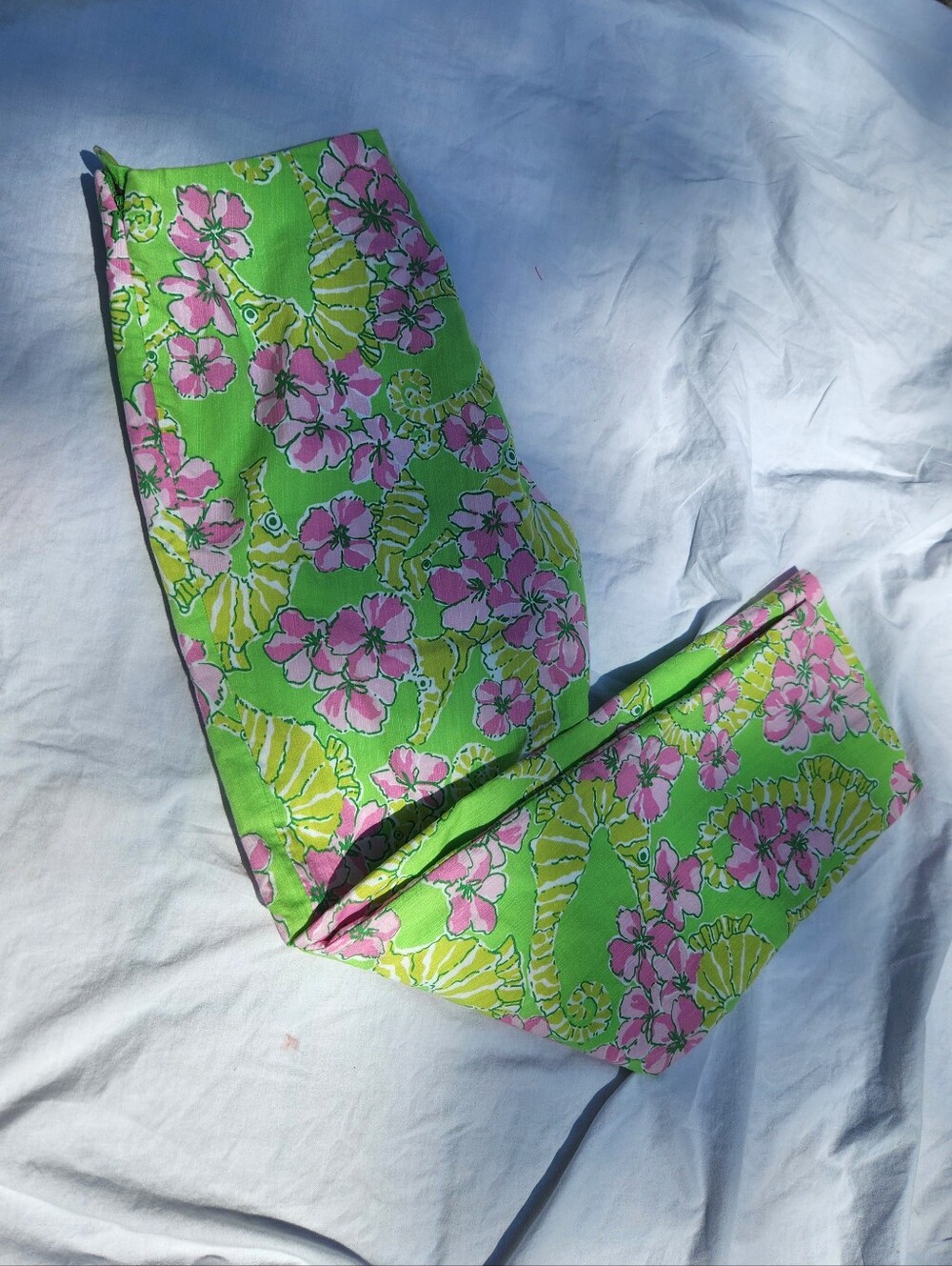 Lilly Pulitzer "Originals" Capri Pants RESORT FIT SEAHORSE